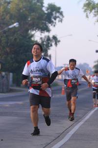 BIB: 3049, 2941
                            <button type="button" onclick="openModal(6385989)" class="btn btn-primary btn-sm float-right btn-popup" data-toggle="modal" data-target=".modal-high-quality">
                        <i class="fas fa-shopping-cart"></i> Add to Cart
                    </button>
                                            <button type="button" onclick="isThisMe(6385989, true)" class="btn btn-success btn-sm float-right btn-popup btn-isme hidden" data-toggle="tooltip" data-placement="bottom" title="นี่คือรูปของคุณใช่ไหม คลิกที่นี่เพื่อเอาเข้าอัลบั้ม">
                        <i class="fas fa-plus"></i> Add to album
                    </button>
                    <button type="button" onclick="isThisMe(6385989, false)" class="btn btn-warning btn-sm float-right btn-popup btn-isnotme hidden">
                        <i class="fas fa-ban"></i> Remove from album
                    </button>