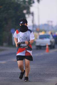 BIB: 2808
                            <button type="button" onclick="openModal(6388428)" class="btn btn-primary btn-sm float-right btn-popup" data-toggle="modal" data-target=".modal-high-quality">
                        <i class="fas fa-shopping-cart"></i> Add to Cart
                    </button>
                                            <button type="button" onclick="isThisMe(6388428, true)" class="btn btn-success btn-sm float-right btn-popup btn-isme hidden" data-toggle="tooltip" data-placement="bottom" title="นี่คือรูปของคุณใช่ไหม คลิกที่นี่เพื่อเอาเข้าอัลบั้ม">
                        <i class="fas fa-plus"></i> Add to album
                    </button>
                    <button type="button" onclick="isThisMe(6388428, false)" class="btn btn-warning btn-sm float-right btn-popup btn-isnotme hidden">
                        <i class="fas fa-ban"></i> Remove from album
                    </button>