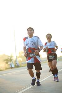 BIB: 3797, 3082
                            <button type="button" onclick="openModal(6442933)" class="btn btn-primary btn-sm float-right btn-popup" data-toggle="modal" data-target=".modal-high-quality">
                        <i class="fas fa-shopping-cart"></i> Add to Cart
                    </button>
                                            <button type="button" onclick="isThisMe(6442933, true)" class="btn btn-success btn-sm float-right btn-popup btn-isme hidden" data-toggle="tooltip" data-placement="bottom" title="นี่คือรูปของคุณใช่ไหม คลิกที่นี่เพื่อเอาเข้าอัลบั้ม">
                        <i class="fas fa-plus"></i> Add to album
                    </button>
                    <button type="button" onclick="isThisMe(6442933, false)" class="btn btn-warning btn-sm float-right btn-popup btn-isnotme hidden">
                        <i class="fas fa-ban"></i> Remove from album
                    </button>