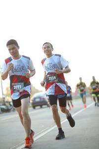 BIB: 2936, 2071
                            <button type="button" onclick="openModal(6438277)" class="btn btn-primary btn-sm float-right btn-popup" data-toggle="modal" data-target=".modal-high-quality">
                        <i class="fas fa-shopping-cart"></i> Add to Cart
                    </button>
                                            <button type="button" onclick="isThisMe(6438277, true)" class="btn btn-success btn-sm float-right btn-popup btn-isme hidden" data-toggle="tooltip" data-placement="bottom" title="นี่คือรูปของคุณใช่ไหม คลิกที่นี่เพื่อเอาเข้าอัลบั้ม">
                        <i class="fas fa-plus"></i> Add to album
                    </button>
                    <button type="button" onclick="isThisMe(6438277, false)" class="btn btn-warning btn-sm float-right btn-popup btn-isnotme hidden">
                        <i class="fas fa-ban"></i> Remove from album
                    </button>