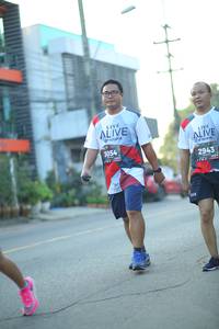 BIB: 3054, 2943
                            <button type="button" onclick="openModal(6445945)" class="btn btn-primary btn-sm float-right btn-popup" data-toggle="modal" data-target=".modal-high-quality">
                        <i class="fas fa-shopping-cart"></i> Add to Cart
                    </button>
                                            <button type="button" onclick="isThisMe(6445945, true)" class="btn btn-success btn-sm float-right btn-popup btn-isme hidden" data-toggle="tooltip" data-placement="bottom" title="นี่คือรูปของคุณใช่ไหม คลิกที่นี่เพื่อเอาเข้าอัลบั้ม">
                        <i class="fas fa-plus"></i> Add to album
                    </button>
                    <button type="button" onclick="isThisMe(6445945, false)" class="btn btn-warning btn-sm float-right btn-popup btn-isnotme hidden">
                        <i class="fas fa-ban"></i> Remove from album
                    </button>