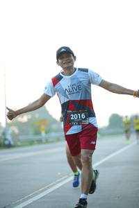 BIB: 2016, 124
                            <button type="button" onclick="openModal(6434501)" class="btn btn-primary btn-sm float-right btn-popup" data-toggle="modal" data-target=".modal-high-quality">
                        <i class="fas fa-shopping-cart"></i> Add to Cart
                    </button>
                                            <button type="button" onclick="isThisMe(6434501, true)" class="btn btn-success btn-sm float-right btn-popup btn-isme hidden" data-toggle="tooltip" data-placement="bottom" title="นี่คือรูปของคุณใช่ไหม คลิกที่นี่เพื่อเอาเข้าอัลบั้ม">
                        <i class="fas fa-plus"></i> Add to album
                    </button>
                    <button type="button" onclick="isThisMe(6434501, false)" class="btn btn-warning btn-sm float-right btn-popup btn-isnotme hidden">
                        <i class="fas fa-ban"></i> Remove from album
                    </button>