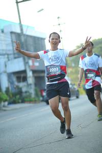 BIB: 2002, 2098
                            <button type="button" onclick="openModal(6445838)" class="btn btn-primary btn-sm float-right btn-popup" data-toggle="modal" data-target=".modal-high-quality">
                        <i class="fas fa-shopping-cart"></i> Add to Cart
                    </button>
                                            <button type="button" onclick="isThisMe(6445838, true)" class="btn btn-success btn-sm float-right btn-popup btn-isme hidden" data-toggle="tooltip" data-placement="bottom" title="นี่คือรูปของคุณใช่ไหม คลิกที่นี่เพื่อเอาเข้าอัลบั้ม">
                        <i class="fas fa-plus"></i> Add to album
                    </button>
                    <button type="button" onclick="isThisMe(6445838, false)" class="btn btn-warning btn-sm float-right btn-popup btn-isnotme hidden">
                        <i class="fas fa-ban"></i> Remove from album
                    </button>