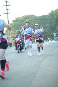 BIB: 3653, 3836
                            <button type="button" onclick="openModal(6444879)" class="btn btn-primary btn-sm float-right btn-popup" data-toggle="modal" data-target=".modal-high-quality">
                        <i class="fas fa-shopping-cart"></i> Add to Cart
                    </button>
                                            <button type="button" onclick="isThisMe(6444879, true)" class="btn btn-success btn-sm float-right btn-popup btn-isme hidden" data-toggle="tooltip" data-placement="bottom" title="นี่คือรูปของคุณใช่ไหม คลิกที่นี่เพื่อเอาเข้าอัลบั้ม">
                        <i class="fas fa-plus"></i> Add to album
                    </button>
                    <button type="button" onclick="isThisMe(6444879, false)" class="btn btn-warning btn-sm float-right btn-popup btn-isnotme hidden">
                        <i class="fas fa-ban"></i> Remove from album
                    </button>