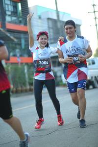 BIB: 3064
                            <button type="button" onclick="openModal(6445608)" class="btn btn-primary btn-sm float-right btn-popup" data-toggle="modal" data-target=".modal-high-quality">
                        <i class="fas fa-shopping-cart"></i> Add to Cart
                    </button>
                                            <button type="button" onclick="isThisMe(6445608, true)" class="btn btn-success btn-sm float-right btn-popup btn-isme hidden" data-toggle="tooltip" data-placement="bottom" title="นี่คือรูปของคุณใช่ไหม คลิกที่นี่เพื่อเอาเข้าอัลบั้ม">
                        <i class="fas fa-plus"></i> Add to album
                    </button>
                    <button type="button" onclick="isThisMe(6445608, false)" class="btn btn-warning btn-sm float-right btn-popup btn-isnotme hidden">
                        <i class="fas fa-ban"></i> Remove from album
                    </button>