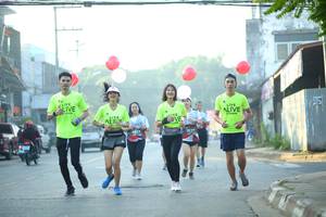 BIB: 2917, 3117
                            <button type="button" onclick="openModal(6453834)" class="btn btn-primary btn-sm float-right btn-popup" data-toggle="modal" data-target=".modal-high-quality">
                        <i class="fas fa-shopping-cart"></i> Add to Cart
                    </button>
                                            <button type="button" onclick="isThisMe(6453834, true)" class="btn btn-success btn-sm float-right btn-popup btn-isme hidden" data-toggle="tooltip" data-placement="bottom" title="นี่คือรูปของคุณใช่ไหม คลิกที่นี่เพื่อเอาเข้าอัลบั้ม">
                        <i class="fas fa-plus"></i> Add to album
                    </button>
                    <button type="button" onclick="isThisMe(6453834, false)" class="btn btn-warning btn-sm float-right btn-popup btn-isnotme hidden">
                        <i class="fas fa-ban"></i> Remove from album
                    </button>