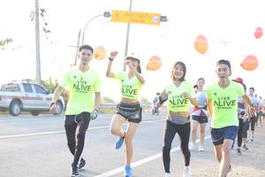 BIB: 7230
                            <button type="button" onclick="openModal(6485613)" class="btn btn-primary btn-sm float-right btn-popup" data-toggle="modal" data-target=".modal-high-quality">
                        <i class="fas fa-shopping-cart"></i> Add to Cart
                    </button>
                                            <button type="button" onclick="isThisMe(6485613, true)" class="btn btn-success btn-sm float-right btn-popup btn-isme hidden" data-toggle="tooltip" data-placement="bottom" title="นี่คือรูปของคุณใช่ไหม คลิกที่นี่เพื่อเอาเข้าอัลบั้ม">
                        <i class="fas fa-plus"></i> Add to album
                    </button>
                    <button type="button" onclick="isThisMe(6485613, false)" class="btn btn-warning btn-sm float-right btn-popup btn-isnotme hidden">
                        <i class="fas fa-ban"></i> Remove from album
                    </button>