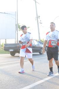 BIB: 7053, 6198
                            <button type="button" onclick="openModal(6485601)" class="btn btn-primary btn-sm float-right btn-popup" data-toggle="modal" data-target=".modal-high-quality">
                        <i class="fas fa-shopping-cart"></i> Add to Cart
                    </button>
                                            <button type="button" onclick="isThisMe(6485601, true)" class="btn btn-success btn-sm float-right btn-popup btn-isme hidden" data-toggle="tooltip" data-placement="bottom" title="นี่คือรูปของคุณใช่ไหม คลิกที่นี่เพื่อเอาเข้าอัลบั้ม">
                        <i class="fas fa-plus"></i> Add to album
                    </button>
                    <button type="button" onclick="isThisMe(6485601, false)" class="btn btn-warning btn-sm float-right btn-popup btn-isnotme hidden">
                        <i class="fas fa-ban"></i> Remove from album
                    </button>