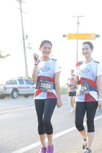 BIB: 3825, 824, 128
                            <button type="button" onclick="openModal(6485638)" class="btn btn-primary btn-sm float-right btn-popup" data-toggle="modal" data-target=".modal-high-quality">
                        <i class="fas fa-shopping-cart"></i> Add to Cart
                    </button>
                                            <button type="button" onclick="isThisMe(6485638, true)" class="btn btn-success btn-sm float-right btn-popup btn-isme hidden" data-toggle="tooltip" data-placement="bottom" title="นี่คือรูปของคุณใช่ไหม คลิกที่นี่เพื่อเอาเข้าอัลบั้ม">
                        <i class="fas fa-plus"></i> Add to album
                    </button>
                    <button type="button" onclick="isThisMe(6485638, false)" class="btn btn-warning btn-sm float-right btn-popup btn-isnotme hidden">
                        <i class="fas fa-ban"></i> Remove from album
                    </button>