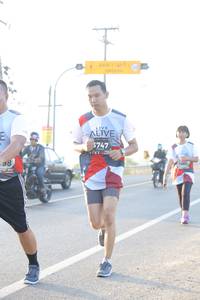 BIB: 747, 464
                            <button type="button" onclick="openModal(6485600)" class="btn btn-primary btn-sm float-right btn-popup" data-toggle="modal" data-target=".modal-high-quality">
                        <i class="fas fa-shopping-cart"></i> Add to Cart
                    </button>
                                            <button type="button" onclick="isThisMe(6485600, true)" class="btn btn-success btn-sm float-right btn-popup btn-isme hidden" data-toggle="tooltip" data-placement="bottom" title="นี่คือรูปของคุณใช่ไหม คลิกที่นี่เพื่อเอาเข้าอัลบั้ม">
                        <i class="fas fa-plus"></i> Add to album
                    </button>
                    <button type="button" onclick="isThisMe(6485600, false)" class="btn btn-warning btn-sm float-right btn-popup btn-isnotme hidden">
                        <i class="fas fa-ban"></i> Remove from album
                    </button>