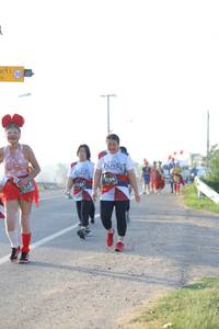 BIB: 164, 163
                            <button type="button" onclick="openModal(6487485)" class="btn btn-primary btn-sm float-right btn-popup" data-toggle="modal" data-target=".modal-high-quality">
                        <i class="fas fa-shopping-cart"></i> Add to Cart
                    </button>
                                            <button type="button" onclick="isThisMe(6487485, true)" class="btn btn-success btn-sm float-right btn-popup btn-isme hidden" data-toggle="tooltip" data-placement="bottom" title="นี่คือรูปของคุณใช่ไหม คลิกที่นี่เพื่อเอาเข้าอัลบั้ม">
                        <i class="fas fa-plus"></i> Add to album
                    </button>
                    <button type="button" onclick="isThisMe(6487485, false)" class="btn btn-warning btn-sm float-right btn-popup btn-isnotme hidden">
                        <i class="fas fa-ban"></i> Remove from album
                    </button>