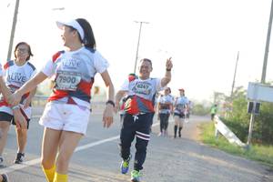 BIB: 7900, 6247
                            <button type="button" onclick="openModal(6487207)" class="btn btn-primary btn-sm float-right btn-popup" data-toggle="modal" data-target=".modal-high-quality">
                        <i class="fas fa-shopping-cart"></i> Add to Cart
                    </button>
                                            <button type="button" onclick="isThisMe(6487207, true)" class="btn btn-success btn-sm float-right btn-popup btn-isme hidden" data-toggle="tooltip" data-placement="bottom" title="นี่คือรูปของคุณใช่ไหม คลิกที่นี่เพื่อเอาเข้าอัลบั้ม">
                        <i class="fas fa-plus"></i> Add to album
                    </button>
                    <button type="button" onclick="isThisMe(6487207, false)" class="btn btn-warning btn-sm float-right btn-popup btn-isnotme hidden">
                        <i class="fas fa-ban"></i> Remove from album
                    </button>