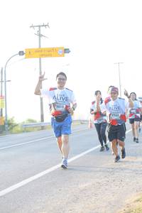 BIB: 7816, 7740
                            <button type="button" onclick="openModal(6484975)" class="btn btn-primary btn-sm float-right btn-popup" data-toggle="modal" data-target=".modal-high-quality">
                        <i class="fas fa-shopping-cart"></i> Add to Cart
                    </button>
                                            <button type="button" onclick="isThisMe(6484975, true)" class="btn btn-success btn-sm float-right btn-popup btn-isme hidden" data-toggle="tooltip" data-placement="bottom" title="นี่คือรูปของคุณใช่ไหม คลิกที่นี่เพื่อเอาเข้าอัลบั้ม">
                        <i class="fas fa-plus"></i> Add to album
                    </button>
                    <button type="button" onclick="isThisMe(6484975, false)" class="btn btn-warning btn-sm float-right btn-popup btn-isnotme hidden">
                        <i class="fas fa-ban"></i> Remove from album
                    </button>