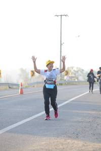 BIB: 7868
                            <button type="button" onclick="openModal(6487399)" class="btn btn-primary btn-sm float-right btn-popup" data-toggle="modal" data-target=".modal-high-quality">
                        <i class="fas fa-shopping-cart"></i> Add to Cart
                    </button>
                                            <button type="button" onclick="isThisMe(6487399, true)" class="btn btn-success btn-sm float-right btn-popup btn-isme hidden" data-toggle="tooltip" data-placement="bottom" title="นี่คือรูปของคุณใช่ไหม คลิกที่นี่เพื่อเอาเข้าอัลบั้ม">
                        <i class="fas fa-plus"></i> Add to album
                    </button>
                    <button type="button" onclick="isThisMe(6487399, false)" class="btn btn-warning btn-sm float-right btn-popup btn-isnotme hidden">
                        <i class="fas fa-ban"></i> Remove from album
                    </button>