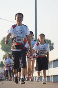 BIB: 6811, 7554
                            <button type="button" onclick="openModal(6422403)" class="btn btn-primary btn-sm float-right btn-popup" data-toggle="modal" data-target=".modal-high-quality">
                        <i class="fas fa-shopping-cart"></i> Add to Cart
                    </button>
                                            <button type="button" onclick="isThisMe(6422403, true)" class="btn btn-success btn-sm float-right btn-popup btn-isme hidden" data-toggle="tooltip" data-placement="bottom" title="นี่คือรูปของคุณใช่ไหม คลิกที่นี่เพื่อเอาเข้าอัลบั้ม">
                        <i class="fas fa-plus"></i> Add to album
                    </button>
                    <button type="button" onclick="isThisMe(6422403, false)" class="btn btn-warning btn-sm float-right btn-popup btn-isnotme hidden">
                        <i class="fas fa-ban"></i> Remove from album
                    </button>