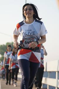 BIB: 6499
                            <button type="button" onclick="openModal(6422556)" class="btn btn-primary btn-sm float-right btn-popup" data-toggle="modal" data-target=".modal-high-quality">
                        <i class="fas fa-shopping-cart"></i> Add to Cart
                    </button>
                                            <button type="button" onclick="isThisMe(6422556, true)" class="btn btn-success btn-sm float-right btn-popup btn-isme hidden" data-toggle="tooltip" data-placement="bottom" title="นี่คือรูปของคุณใช่ไหม คลิกที่นี่เพื่อเอาเข้าอัลบั้ม">
                        <i class="fas fa-plus"></i> Add to album
                    </button>
                    <button type="button" onclick="isThisMe(6422556, false)" class="btn btn-warning btn-sm float-right btn-popup btn-isnotme hidden">
                        <i class="fas fa-ban"></i> Remove from album
                    </button>