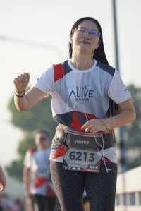 BIB: 6213
                            <button type="button" onclick="openModal(6419868)" class="btn btn-primary btn-sm float-right btn-popup" data-toggle="modal" data-target=".modal-high-quality">
                        <i class="fas fa-shopping-cart"></i> Add to Cart
                    </button>
                                            <button type="button" onclick="isThisMe(6419868, true)" class="btn btn-success btn-sm float-right btn-popup btn-isme hidden" data-toggle="tooltip" data-placement="bottom" title="นี่คือรูปของคุณใช่ไหม คลิกที่นี่เพื่อเอาเข้าอัลบั้ม">
                        <i class="fas fa-plus"></i> Add to album
                    </button>
                    <button type="button" onclick="isThisMe(6419868, false)" class="btn btn-warning btn-sm float-right btn-popup btn-isnotme hidden">
                        <i class="fas fa-ban"></i> Remove from album
                    </button>