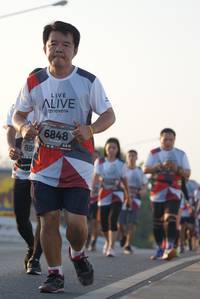 BIB: 6848
                            <button type="button" onclick="openModal(6416306)" class="btn btn-primary btn-sm float-right btn-popup" data-toggle="modal" data-target=".modal-high-quality">
                        <i class="fas fa-shopping-cart"></i> Add to Cart
                    </button>
                                            <button type="button" onclick="isThisMe(6416306, true)" class="btn btn-success btn-sm float-right btn-popup btn-isme hidden" data-toggle="tooltip" data-placement="bottom" title="นี่คือรูปของคุณใช่ไหม คลิกที่นี่เพื่อเอาเข้าอัลบั้ม">
                        <i class="fas fa-plus"></i> Add to album
                    </button>
                    <button type="button" onclick="isThisMe(6416306, false)" class="btn btn-warning btn-sm float-right btn-popup btn-isnotme hidden">
                        <i class="fas fa-ban"></i> Remove from album
                    </button>