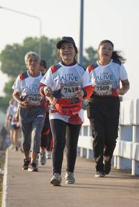 BIB: 7509, 7419, 7454
                            <button type="button" onclick="openModal(6420018)" class="btn btn-primary btn-sm float-right btn-popup" data-toggle="modal" data-target=".modal-high-quality">
                        <i class="fas fa-shopping-cart"></i> Add to Cart
                    </button>
                                            <button type="button" onclick="isThisMe(6420018, true)" class="btn btn-success btn-sm float-right btn-popup btn-isme hidden" data-toggle="tooltip" data-placement="bottom" title="นี่คือรูปของคุณใช่ไหม คลิกที่นี่เพื่อเอาเข้าอัลบั้ม">
                        <i class="fas fa-plus"></i> Add to album
                    </button>
                    <button type="button" onclick="isThisMe(6420018, false)" class="btn btn-warning btn-sm float-right btn-popup btn-isnotme hidden">
                        <i class="fas fa-ban"></i> Remove from album
                    </button>