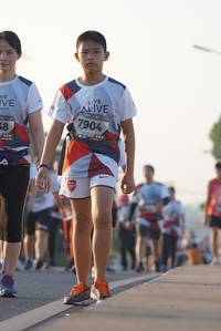 BIB: 7904
                            <button type="button" onclick="openModal(6432977)" class="btn btn-primary btn-sm float-right btn-popup" data-toggle="modal" data-target=".modal-high-quality">
                        <i class="fas fa-shopping-cart"></i> Add to Cart
                    </button>
                                            <button type="button" onclick="isThisMe(6432977, true)" class="btn btn-success btn-sm float-right btn-popup btn-isme hidden" data-toggle="tooltip" data-placement="bottom" title="นี่คือรูปของคุณใช่ไหม คลิกที่นี่เพื่อเอาเข้าอัลบั้ม">
                        <i class="fas fa-plus"></i> Add to album
                    </button>
                    <button type="button" onclick="isThisMe(6432977, false)" class="btn btn-warning btn-sm float-right btn-popup btn-isnotme hidden">
                        <i class="fas fa-ban"></i> Remove from album
                    </button>