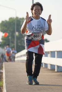 BIB: 6031
                            <button type="button" onclick="openModal(6420513)" class="btn btn-primary btn-sm float-right btn-popup" data-toggle="modal" data-target=".modal-high-quality">
                        <i class="fas fa-shopping-cart"></i> Add to Cart
                    </button>
                                            <button type="button" onclick="isThisMe(6420513, true)" class="btn btn-success btn-sm float-right btn-popup btn-isme hidden" data-toggle="tooltip" data-placement="bottom" title="นี่คือรูปของคุณใช่ไหม คลิกที่นี่เพื่อเอาเข้าอัลบั้ม">
                        <i class="fas fa-plus"></i> Add to album
                    </button>
                    <button type="button" onclick="isThisMe(6420513, false)" class="btn btn-warning btn-sm float-right btn-popup btn-isnotme hidden">
                        <i class="fas fa-ban"></i> Remove from album
                    </button>