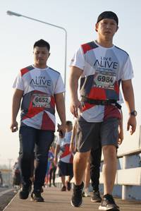 BIB: 6984, 6652
                            <button type="button" onclick="openModal(6422499)" class="btn btn-primary btn-sm float-right btn-popup" data-toggle="modal" data-target=".modal-high-quality">
                        <i class="fas fa-shopping-cart"></i> Add to Cart
                    </button>
                                            <button type="button" onclick="isThisMe(6422499, true)" class="btn btn-success btn-sm float-right btn-popup btn-isme hidden" data-toggle="tooltip" data-placement="bottom" title="นี่คือรูปของคุณใช่ไหม คลิกที่นี่เพื่อเอาเข้าอัลบั้ม">
                        <i class="fas fa-plus"></i> Add to album
                    </button>
                    <button type="button" onclick="isThisMe(6422499, false)" class="btn btn-warning btn-sm float-right btn-popup btn-isnotme hidden">
                        <i class="fas fa-ban"></i> Remove from album
                    </button>