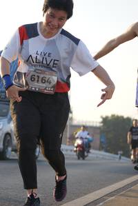 BIB: 6164
                            <button type="button" onclick="openModal(6428695)" class="btn btn-primary btn-sm float-right btn-popup" data-toggle="modal" data-target=".modal-high-quality">
                        <i class="fas fa-shopping-cart"></i> Add to Cart
                    </button>
                                            <button type="button" onclick="isThisMe(6428695, true)" class="btn btn-success btn-sm float-right btn-popup btn-isme hidden" data-toggle="tooltip" data-placement="bottom" title="นี่คือรูปของคุณใช่ไหม คลิกที่นี่เพื่อเอาเข้าอัลบั้ม">
                        <i class="fas fa-plus"></i> Add to album
                    </button>
                    <button type="button" onclick="isThisMe(6428695, false)" class="btn btn-warning btn-sm float-right btn-popup btn-isnotme hidden">
                        <i class="fas fa-ban"></i> Remove from album
                    </button>