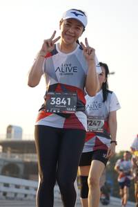 BIB: 3841, 128, 247
                            <button type="button" onclick="openModal(6415172)" class="btn btn-primary btn-sm float-right btn-popup" data-toggle="modal" data-target=".modal-high-quality">
                        <i class="fas fa-shopping-cart"></i> Add to Cart
                    </button>
                                            <button type="button" onclick="isThisMe(6415172, true)" class="btn btn-success btn-sm float-right btn-popup btn-isme hidden" data-toggle="tooltip" data-placement="bottom" title="นี่คือรูปของคุณใช่ไหม คลิกที่นี่เพื่อเอาเข้าอัลบั้ม">
                        <i class="fas fa-plus"></i> Add to album
                    </button>
                    <button type="button" onclick="isThisMe(6415172, false)" class="btn btn-warning btn-sm float-right btn-popup btn-isnotme hidden">
                        <i class="fas fa-ban"></i> Remove from album
                    </button>