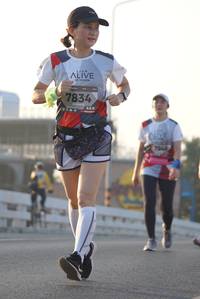 BIB: 7834
                            <button type="button" onclick="openModal(6428419)" class="btn btn-primary btn-sm float-right btn-popup" data-toggle="modal" data-target=".modal-high-quality">
                        <i class="fas fa-shopping-cart"></i> Add to Cart
                    </button>
                                            <button type="button" onclick="isThisMe(6428419, true)" class="btn btn-success btn-sm float-right btn-popup btn-isme hidden" data-toggle="tooltip" data-placement="bottom" title="นี่คือรูปของคุณใช่ไหม คลิกที่นี่เพื่อเอาเข้าอัลบั้ม">
                        <i class="fas fa-plus"></i> Add to album
                    </button>
                    <button type="button" onclick="isThisMe(6428419, false)" class="btn btn-warning btn-sm float-right btn-popup btn-isnotme hidden">
                        <i class="fas fa-ban"></i> Remove from album
                    </button>