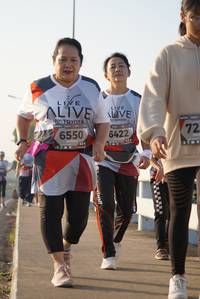 BIB: 6422, 6550
                            <button type="button" onclick="openModal(6423045)" class="btn btn-primary btn-sm float-right btn-popup" data-toggle="modal" data-target=".modal-high-quality">
                        <i class="fas fa-shopping-cart"></i> Add to Cart
                    </button>
                                            <button type="button" onclick="isThisMe(6423045, true)" class="btn btn-success btn-sm float-right btn-popup btn-isme hidden" data-toggle="tooltip" data-placement="bottom" title="นี่คือรูปของคุณใช่ไหม คลิกที่นี่เพื่อเอาเข้าอัลบั้ม">
                        <i class="fas fa-plus"></i> Add to album
                    </button>
                    <button type="button" onclick="isThisMe(6423045, false)" class="btn btn-warning btn-sm float-right btn-popup btn-isnotme hidden">
                        <i class="fas fa-ban"></i> Remove from album
                    </button>