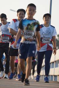 BIB: 6386, 7486, 6844
                            <button type="button" onclick="openModal(6415847)" class="btn btn-primary btn-sm float-right btn-popup" data-toggle="modal" data-target=".modal-high-quality">
                        <i class="fas fa-shopping-cart"></i> Add to Cart
                    </button>
                                            <button type="button" onclick="isThisMe(6415847, true)" class="btn btn-success btn-sm float-right btn-popup btn-isme hidden" data-toggle="tooltip" data-placement="bottom" title="นี่คือรูปของคุณใช่ไหม คลิกที่นี่เพื่อเอาเข้าอัลบั้ม">
                        <i class="fas fa-plus"></i> Add to album
                    </button>
                    <button type="button" onclick="isThisMe(6415847, false)" class="btn btn-warning btn-sm float-right btn-popup btn-isnotme hidden">
                        <i class="fas fa-ban"></i> Remove from album
                    </button>