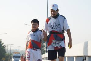 BIB: 6270
                            <button type="button" onclick="openModal(6421432)" class="btn btn-primary btn-sm float-right btn-popup" data-toggle="modal" data-target=".modal-high-quality">
                        <i class="fas fa-shopping-cart"></i> Add to Cart
                    </button>
                                            <button type="button" onclick="isThisMe(6421432, true)" class="btn btn-success btn-sm float-right btn-popup btn-isme hidden" data-toggle="tooltip" data-placement="bottom" title="นี่คือรูปของคุณใช่ไหม คลิกที่นี่เพื่อเอาเข้าอัลบั้ม">
                        <i class="fas fa-plus"></i> Add to album
                    </button>
                    <button type="button" onclick="isThisMe(6421432, false)" class="btn btn-warning btn-sm float-right btn-popup btn-isnotme hidden">
                        <i class="fas fa-ban"></i> Remove from album
                    </button>