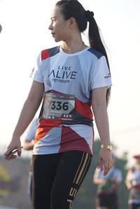 BIB: 1336
                            <button type="button" onclick="openModal(6423705)" class="btn btn-primary btn-sm float-right btn-popup" data-toggle="modal" data-target=".modal-high-quality">
                        <i class="fas fa-shopping-cart"></i> Add to Cart
                    </button>
                                            <button type="button" onclick="isThisMe(6423705, true)" class="btn btn-success btn-sm float-right btn-popup btn-isme hidden" data-toggle="tooltip" data-placement="bottom" title="นี่คือรูปของคุณใช่ไหม คลิกที่นี่เพื่อเอาเข้าอัลบั้ม">
                        <i class="fas fa-plus"></i> Add to album
                    </button>
                    <button type="button" onclick="isThisMe(6423705, false)" class="btn btn-warning btn-sm float-right btn-popup btn-isnotme hidden">
                        <i class="fas fa-ban"></i> Remove from album
                    </button>