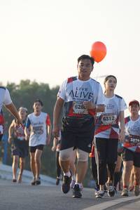 BIB: 6260, 6312, 3874
                            <button type="button" onclick="openModal(6428003)" class="btn btn-primary btn-sm float-right btn-popup" data-toggle="modal" data-target=".modal-high-quality">
                        <i class="fas fa-shopping-cart"></i> Add to Cart
                    </button>
                                            <button type="button" onclick="isThisMe(6428003, true)" class="btn btn-success btn-sm float-right btn-popup btn-isme hidden" data-toggle="tooltip" data-placement="bottom" title="นี่คือรูปของคุณใช่ไหม คลิกที่นี่เพื่อเอาเข้าอัลบั้ม">
                        <i class="fas fa-plus"></i> Add to album
                    </button>
                    <button type="button" onclick="isThisMe(6428003, false)" class="btn btn-warning btn-sm float-right btn-popup btn-isnotme hidden">
                        <i class="fas fa-ban"></i> Remove from album
                    </button>