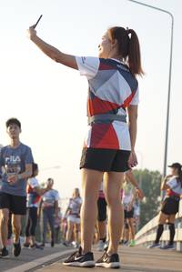 BIB: 6431
                            <button type="button" onclick="openModal(6428518)" class="btn btn-primary btn-sm float-right btn-popup" data-toggle="modal" data-target=".modal-high-quality">
                        <i class="fas fa-shopping-cart"></i> Add to Cart
                    </button>
                                            <button type="button" onclick="isThisMe(6428518, true)" class="btn btn-success btn-sm float-right btn-popup btn-isme hidden" data-toggle="tooltip" data-placement="bottom" title="นี่คือรูปของคุณใช่ไหม คลิกที่นี่เพื่อเอาเข้าอัลบั้ม">
                        <i class="fas fa-plus"></i> Add to album
                    </button>
                    <button type="button" onclick="isThisMe(6428518, false)" class="btn btn-warning btn-sm float-right btn-popup btn-isnotme hidden">
                        <i class="fas fa-ban"></i> Remove from album
                    </button>