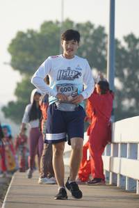 BIB: 6001
                            <button type="button" onclick="openModal(6424906)" class="btn btn-primary btn-sm float-right btn-popup" data-toggle="modal" data-target=".modal-high-quality">
                        <i class="fas fa-shopping-cart"></i> Add to Cart
                    </button>
                                            <button type="button" onclick="isThisMe(6424906, true)" class="btn btn-success btn-sm float-right btn-popup btn-isme hidden" data-toggle="tooltip" data-placement="bottom" title="นี่คือรูปของคุณใช่ไหม คลิกที่นี่เพื่อเอาเข้าอัลบั้ม">
                        <i class="fas fa-plus"></i> Add to album
                    </button>
                    <button type="button" onclick="isThisMe(6424906, false)" class="btn btn-warning btn-sm float-right btn-popup btn-isnotme hidden">
                        <i class="fas fa-ban"></i> Remove from album
                    </button>