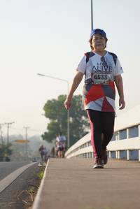 BIB: 6533
                            <button type="button" onclick="openModal(6423194)" class="btn btn-primary btn-sm float-right btn-popup" data-toggle="modal" data-target=".modal-high-quality">
                        <i class="fas fa-shopping-cart"></i> Add to Cart
                    </button>
                                            <button type="button" onclick="isThisMe(6423194, true)" class="btn btn-success btn-sm float-right btn-popup btn-isme hidden" data-toggle="tooltip" data-placement="bottom" title="นี่คือรูปของคุณใช่ไหม คลิกที่นี่เพื่อเอาเข้าอัลบั้ม">
                        <i class="fas fa-plus"></i> Add to album
                    </button>
                    <button type="button" onclick="isThisMe(6423194, false)" class="btn btn-warning btn-sm float-right btn-popup btn-isnotme hidden">
                        <i class="fas fa-ban"></i> Remove from album
                    </button>