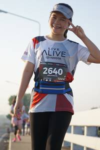 BIB: 2640, 128
                            <button type="button" onclick="openModal(6423091)" class="btn btn-primary btn-sm float-right btn-popup" data-toggle="modal" data-target=".modal-high-quality">
                        <i class="fas fa-shopping-cart"></i> Add to Cart
                    </button>
                                            <button type="button" onclick="isThisMe(6423091, true)" class="btn btn-success btn-sm float-right btn-popup btn-isme hidden" data-toggle="tooltip" data-placement="bottom" title="นี่คือรูปของคุณใช่ไหม คลิกที่นี่เพื่อเอาเข้าอัลบั้ม">
                        <i class="fas fa-plus"></i> Add to album
                    </button>
                    <button type="button" onclick="isThisMe(6423091, false)" class="btn btn-warning btn-sm float-right btn-popup btn-isnotme hidden">
                        <i class="fas fa-ban"></i> Remove from album
                    </button>