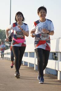 BIB: 7606, 7607
                            <button type="button" onclick="openModal(6423248)" class="btn btn-primary btn-sm float-right btn-popup" data-toggle="modal" data-target=".modal-high-quality">
                        <i class="fas fa-shopping-cart"></i> Add to Cart
                    </button>
                                            <button type="button" onclick="isThisMe(6423248, true)" class="btn btn-success btn-sm float-right btn-popup btn-isme hidden" data-toggle="tooltip" data-placement="bottom" title="นี่คือรูปของคุณใช่ไหม คลิกที่นี่เพื่อเอาเข้าอัลบั้ม">
                        <i class="fas fa-plus"></i> Add to album
                    </button>
                    <button type="button" onclick="isThisMe(6423248, false)" class="btn btn-warning btn-sm float-right btn-popup btn-isnotme hidden">
                        <i class="fas fa-ban"></i> Remove from album
                    </button>