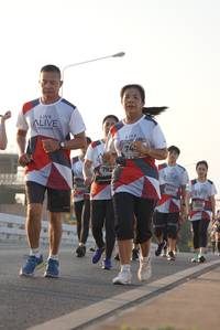 BIB: 792, 6455, 6661, 756
                            <button type="button" onclick="openModal(6428216)" class="btn btn-primary btn-sm float-right btn-popup" data-toggle="modal" data-target=".modal-high-quality">
                        <i class="fas fa-shopping-cart"></i> Add to Cart
                    </button>
                                            <button type="button" onclick="isThisMe(6428216, true)" class="btn btn-success btn-sm float-right btn-popup btn-isme hidden" data-toggle="tooltip" data-placement="bottom" title="นี่คือรูปของคุณใช่ไหม คลิกที่นี่เพื่อเอาเข้าอัลบั้ม">
                        <i class="fas fa-plus"></i> Add to album
                    </button>
                    <button type="button" onclick="isThisMe(6428216, false)" class="btn btn-warning btn-sm float-right btn-popup btn-isnotme hidden">
                        <i class="fas fa-ban"></i> Remove from album
                    </button>