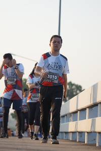 BIB: 3010, 7695, 4856
                            <button type="button" onclick="openModal(6415708)" class="btn btn-primary btn-sm float-right btn-popup" data-toggle="modal" data-target=".modal-high-quality">
                        <i class="fas fa-shopping-cart"></i> Add to Cart
                    </button>
                                            <button type="button" onclick="isThisMe(6415708, true)" class="btn btn-success btn-sm float-right btn-popup btn-isme hidden" data-toggle="tooltip" data-placement="bottom" title="นี่คือรูปของคุณใช่ไหม คลิกที่นี่เพื่อเอาเข้าอัลบั้ม">
                        <i class="fas fa-plus"></i> Add to album
                    </button>
                    <button type="button" onclick="isThisMe(6415708, false)" class="btn btn-warning btn-sm float-right btn-popup btn-isnotme hidden">
                        <i class="fas fa-ban"></i> Remove from album
                    </button>