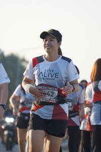 BIB: 442
                            <button type="button" onclick="openModal(6424426)" class="btn btn-primary btn-sm float-right btn-popup" data-toggle="modal" data-target=".modal-high-quality">
                        <i class="fas fa-shopping-cart"></i> Add to Cart
                    </button>
                                            <button type="button" onclick="isThisMe(6424426, true)" class="btn btn-success btn-sm float-right btn-popup btn-isme hidden" data-toggle="tooltip" data-placement="bottom" title="นี่คือรูปของคุณใช่ไหม คลิกที่นี่เพื่อเอาเข้าอัลบั้ม">
                        <i class="fas fa-plus"></i> Add to album
                    </button>
                    <button type="button" onclick="isThisMe(6424426, false)" class="btn btn-warning btn-sm float-right btn-popup btn-isnotme hidden">
                        <i class="fas fa-ban"></i> Remove from album
                    </button>