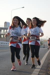 BIB: 7871, 792
                            <button type="button" onclick="openModal(6422581)" class="btn btn-primary btn-sm float-right btn-popup" data-toggle="modal" data-target=".modal-high-quality">
                        <i class="fas fa-shopping-cart"></i> Add to Cart
                    </button>
                                            <button type="button" onclick="isThisMe(6422581, true)" class="btn btn-success btn-sm float-right btn-popup btn-isme hidden" data-toggle="tooltip" data-placement="bottom" title="นี่คือรูปของคุณใช่ไหม คลิกที่นี่เพื่อเอาเข้าอัลบั้ม">
                        <i class="fas fa-plus"></i> Add to album
                    </button>
                    <button type="button" onclick="isThisMe(6422581, false)" class="btn btn-warning btn-sm float-right btn-popup btn-isnotme hidden">
                        <i class="fas fa-ban"></i> Remove from album
                    </button>