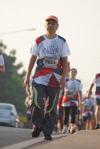 BIB: 7624
                            <button type="button" onclick="openModal(6423877)" class="btn btn-primary btn-sm float-right btn-popup" data-toggle="modal" data-target=".modal-high-quality">
                        <i class="fas fa-shopping-cart"></i> Add to Cart
                    </button>
                                            <button type="button" onclick="isThisMe(6423877, true)" class="btn btn-success btn-sm float-right btn-popup btn-isme hidden" data-toggle="tooltip" data-placement="bottom" title="นี่คือรูปของคุณใช่ไหม คลิกที่นี่เพื่อเอาเข้าอัลบั้ม">
                        <i class="fas fa-plus"></i> Add to album
                    </button>
                    <button type="button" onclick="isThisMe(6423877, false)" class="btn btn-warning btn-sm float-right btn-popup btn-isnotme hidden">
                        <i class="fas fa-ban"></i> Remove from album
                    </button>