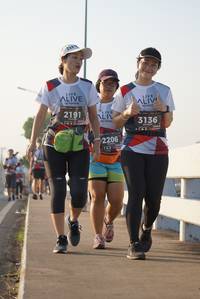 BIB: 2191, 3136, 2206
                            <button type="button" onclick="openModal(6422775)" class="btn btn-primary btn-sm float-right btn-popup" data-toggle="modal" data-target=".modal-high-quality">
                        <i class="fas fa-shopping-cart"></i> Add to Cart
                    </button>
                                            <button type="button" onclick="isThisMe(6422775, true)" class="btn btn-success btn-sm float-right btn-popup btn-isme hidden" data-toggle="tooltip" data-placement="bottom" title="นี่คือรูปของคุณใช่ไหม คลิกที่นี่เพื่อเอาเข้าอัลบั้ม">
                        <i class="fas fa-plus"></i> Add to album
                    </button>
                    <button type="button" onclick="isThisMe(6422775, false)" class="btn btn-warning btn-sm float-right btn-popup btn-isnotme hidden">
                        <i class="fas fa-ban"></i> Remove from album
                    </button>