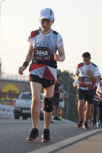 BIB: 3848, 128, 6928
                            <button type="button" onclick="openModal(6415798)" class="btn btn-primary btn-sm float-right btn-popup" data-toggle="modal" data-target=".modal-high-quality">
                        <i class="fas fa-shopping-cart"></i> Add to Cart
                    </button>
                                            <button type="button" onclick="isThisMe(6415798, true)" class="btn btn-success btn-sm float-right btn-popup btn-isme hidden" data-toggle="tooltip" data-placement="bottom" title="นี่คือรูปของคุณใช่ไหม คลิกที่นี่เพื่อเอาเข้าอัลบั้ม">
                        <i class="fas fa-plus"></i> Add to album
                    </button>
                    <button type="button" onclick="isThisMe(6415798, false)" class="btn btn-warning btn-sm float-right btn-popup btn-isnotme hidden">
                        <i class="fas fa-ban"></i> Remove from album
                    </button>