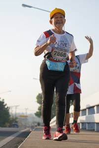 BIB: 7868
                            <button type="button" onclick="openModal(6420960)" class="btn btn-primary btn-sm float-right btn-popup" data-toggle="modal" data-target=".modal-high-quality">
                        <i class="fas fa-shopping-cart"></i> Add to Cart
                    </button>
                                            <button type="button" onclick="isThisMe(6420960, true)" class="btn btn-success btn-sm float-right btn-popup btn-isme hidden" data-toggle="tooltip" data-placement="bottom" title="นี่คือรูปของคุณใช่ไหม คลิกที่นี่เพื่อเอาเข้าอัลบั้ม">
                        <i class="fas fa-plus"></i> Add to album
                    </button>
                    <button type="button" onclick="isThisMe(6420960, false)" class="btn btn-warning btn-sm float-right btn-popup btn-isnotme hidden">
                        <i class="fas fa-ban"></i> Remove from album
                    </button>