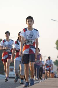 BIB: 7551, 324
                            <button type="button" onclick="openModal(6415289)" class="btn btn-primary btn-sm float-right btn-popup" data-toggle="modal" data-target=".modal-high-quality">
                        <i class="fas fa-shopping-cart"></i> Add to Cart
                    </button>
                                            <button type="button" onclick="isThisMe(6415289, true)" class="btn btn-success btn-sm float-right btn-popup btn-isme hidden" data-toggle="tooltip" data-placement="bottom" title="นี่คือรูปของคุณใช่ไหม คลิกที่นี่เพื่อเอาเข้าอัลบั้ม">
                        <i class="fas fa-plus"></i> Add to album
                    </button>
                    <button type="button" onclick="isThisMe(6415289, false)" class="btn btn-warning btn-sm float-right btn-popup btn-isnotme hidden">
                        <i class="fas fa-ban"></i> Remove from album
                    </button>