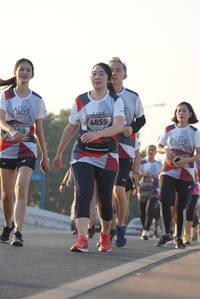 BIB: 4859
                            <button type="button" onclick="openModal(6429082)" class="btn btn-primary btn-sm float-right btn-popup" data-toggle="modal" data-target=".modal-high-quality">
                        <i class="fas fa-shopping-cart"></i> Add to Cart
                    </button>
                                            <button type="button" onclick="isThisMe(6429082, true)" class="btn btn-success btn-sm float-right btn-popup btn-isme hidden" data-toggle="tooltip" data-placement="bottom" title="นี่คือรูปของคุณใช่ไหม คลิกที่นี่เพื่อเอาเข้าอัลบั้ม">
                        <i class="fas fa-plus"></i> Add to album
                    </button>
                    <button type="button" onclick="isThisMe(6429082, false)" class="btn btn-warning btn-sm float-right btn-popup btn-isnotme hidden">
                        <i class="fas fa-ban"></i> Remove from album
                    </button>