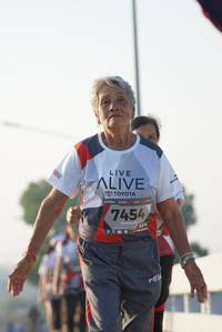 BIB: 7454
                            <button type="button" onclick="openModal(6420074)" class="btn btn-primary btn-sm float-right btn-popup" data-toggle="modal" data-target=".modal-high-quality">
                        <i class="fas fa-shopping-cart"></i> Add to Cart
                    </button>
                                            <button type="button" onclick="isThisMe(6420074, true)" class="btn btn-success btn-sm float-right btn-popup btn-isme hidden" data-toggle="tooltip" data-placement="bottom" title="นี่คือรูปของคุณใช่ไหม คลิกที่นี่เพื่อเอาเข้าอัลบั้ม">
                        <i class="fas fa-plus"></i> Add to album
                    </button>
                    <button type="button" onclick="isThisMe(6420074, false)" class="btn btn-warning btn-sm float-right btn-popup btn-isnotme hidden">
                        <i class="fas fa-ban"></i> Remove from album
                    </button>